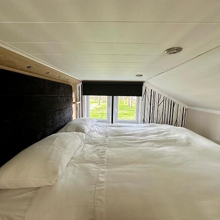 The Parr Pod - Beautiful, Luxury Pod Hotel อาเบอร์ลัวร์ ภายนอก รูปภาพ